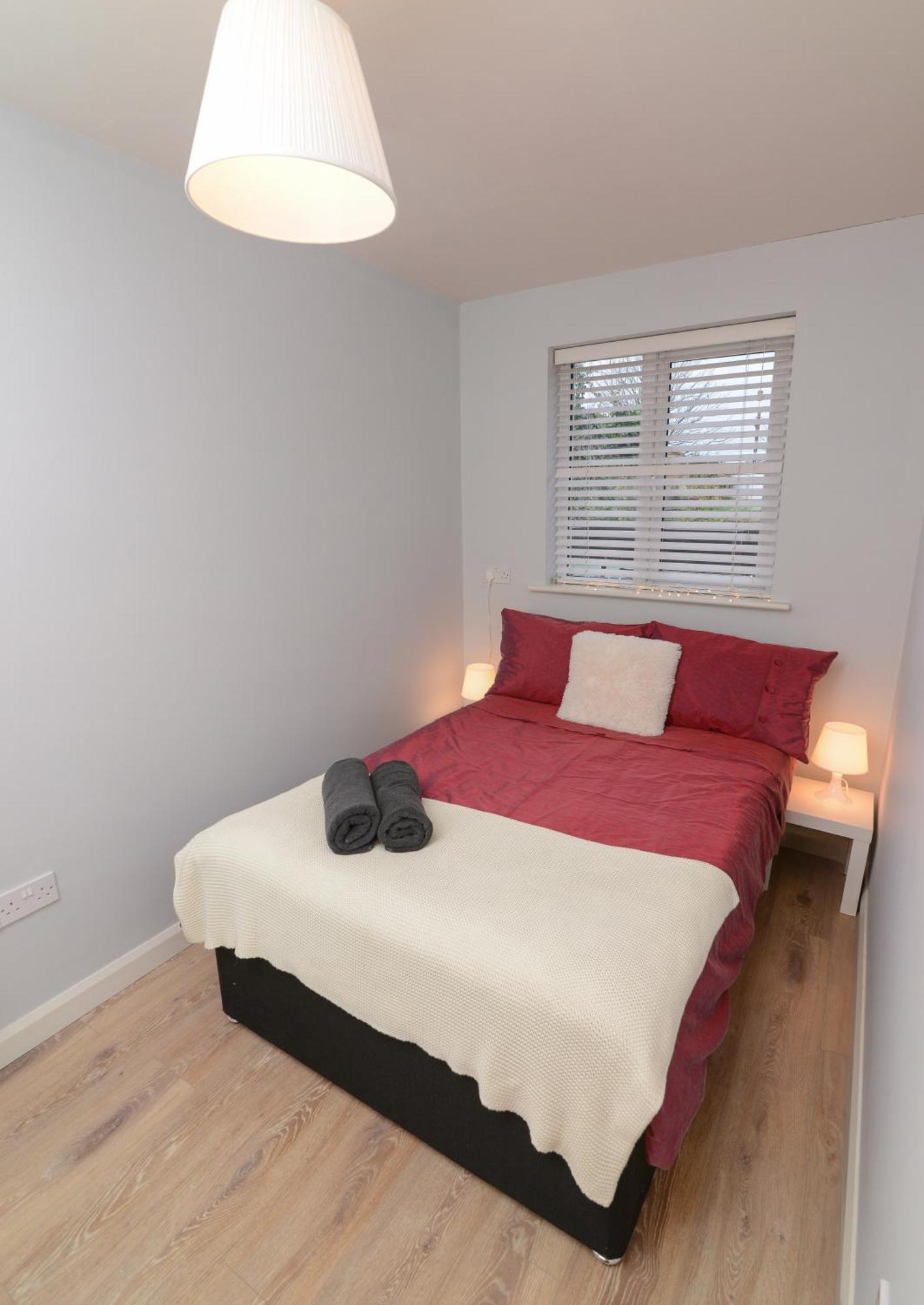 The Red Keep Fab Location - Two Bed - Two Bathrooms -Townhouse Galway Ngoại thất bức ảnh